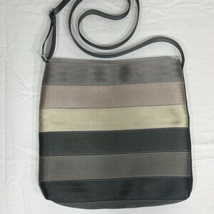 Harveys Seatbelt Bag Crossbody Streamline Tote - Neutral Ombre Gradient Grey